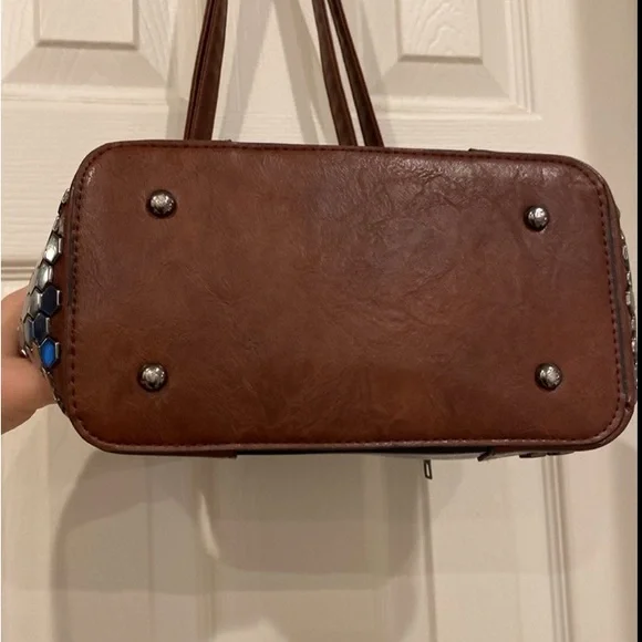 Black and Brown Handbag with Silver Accents - Picture 4 of 14